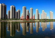 一年收租300亿！他是中国最大“包租公”，42岁便坐拥10000套房